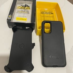 OTTERBOX‎ DEFENDER SERIES CASE FOR SAMSUNG GALAXY S20 Black